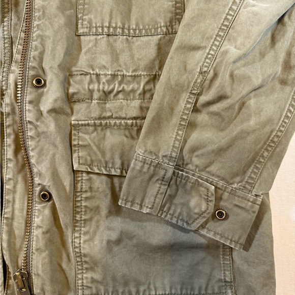 Madewell Surplus Utility Jacket Army Green - Picture 3 of 9